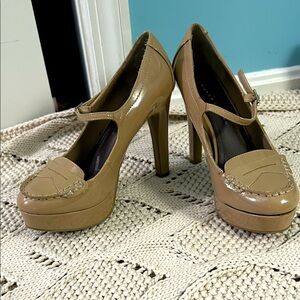 LC Lauren Conrad Loafer Heels Sz 8 1/2